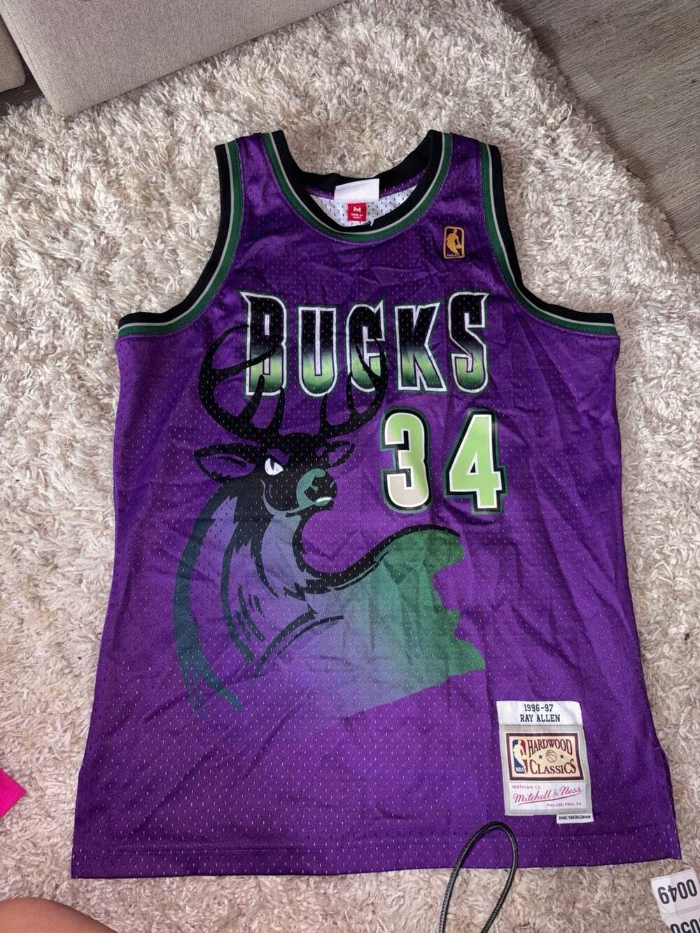Mitchell & Ness Ray Allen Milwaukee Bucks 1996-97 Hardwood ClassicsJersey (0016)